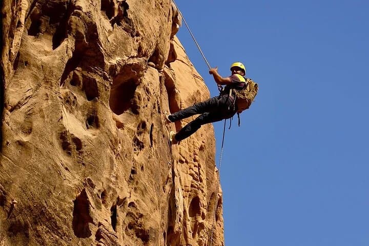 AlUla Rock Climbing: Scale Sandstone Cliffs Over Ancient Hegra photo 2