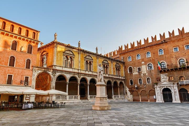 Verona City of Lovers Full-Day Private Tour from Venice photo 2