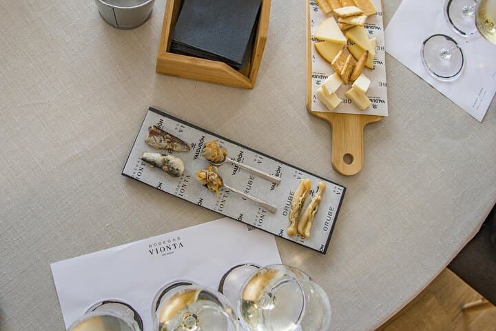 Albariño Private Tour: Combarro, Bodegas Vionta & Michelin-Star Lunch photo 4