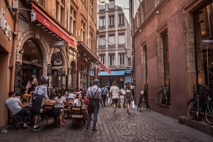 Lyon Bites & Stories: Old Town Walking Tour with Tastings and Tales