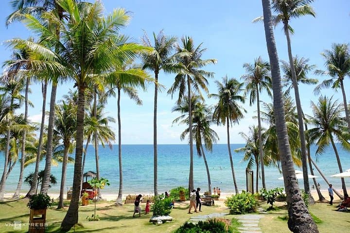 Discover 3 Islands of Phu Quoc: Full-Day An Thoi Archipelago Boat Tour photo 2