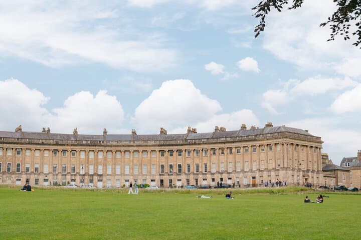 Bath Walking Tour: Roman Baths, Royal Crescent & Hidden Gems photo 3