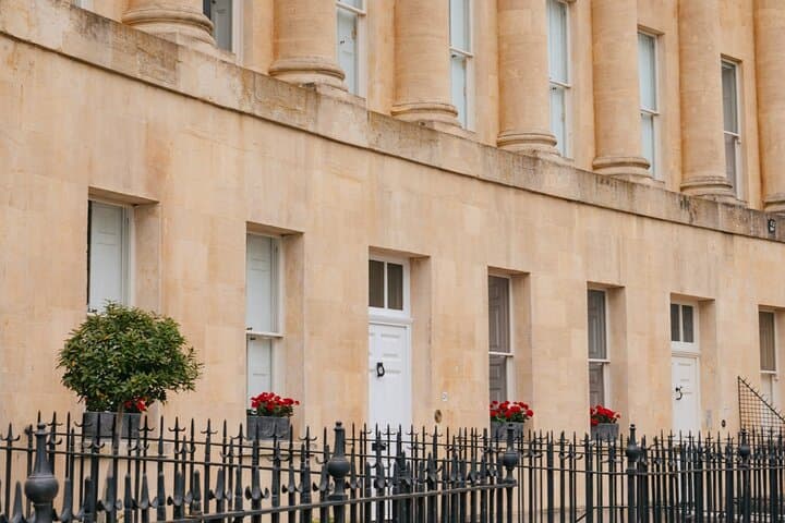 Bath Walking Tour: Roman Baths, Royal Crescent & Hidden Gems photo 6
