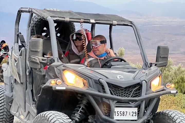 4-Seater Buggy Tours in the Agafay Desert Near Marrakech — Family Off-Road Adventure