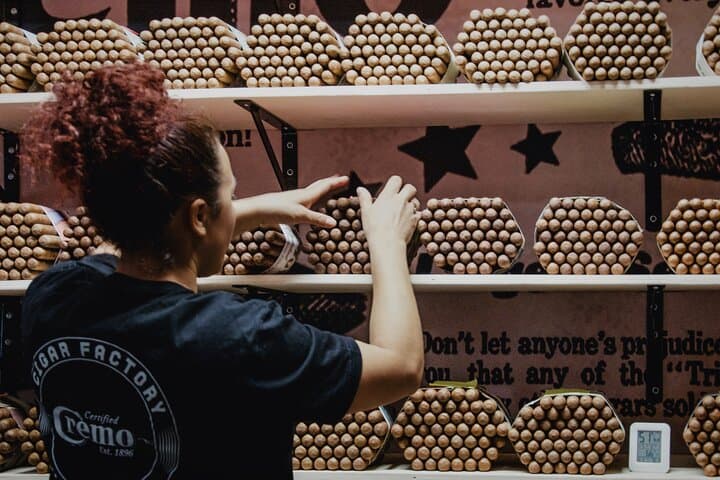 Inside Miami’s Cigar Craft: Cuban Coffee & Hand-Rolled Cigars Tour photo 3