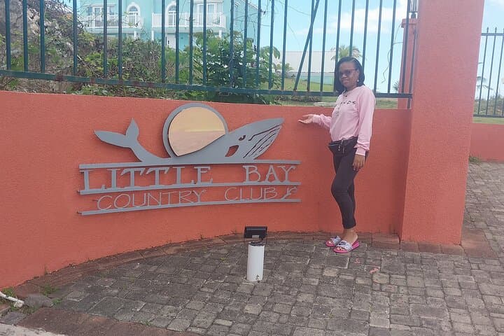 luxury-airport-transfer-to-negril-private-arrival-and-departure photo 3