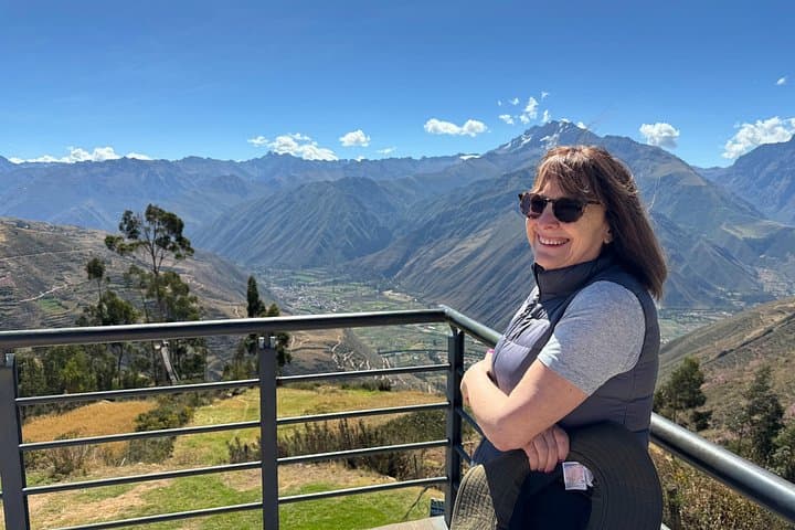 Sacred Valley Full-Day Private Tour: Pisac, Ollantaytambo & Chinchero photo 4