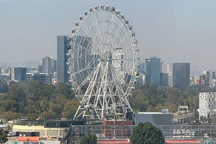 Chapultepec Park Bike & Cable Car Tour — Sunset Views Over Mexico City photo 3