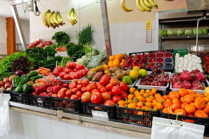 Albufeira Walking Food Tour: Local Markets, Marina & Tasting Experience photo 3