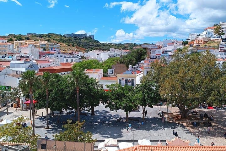Albufeira Walking Food Tour: Local Markets, Marina & Tasting Experience photo 2