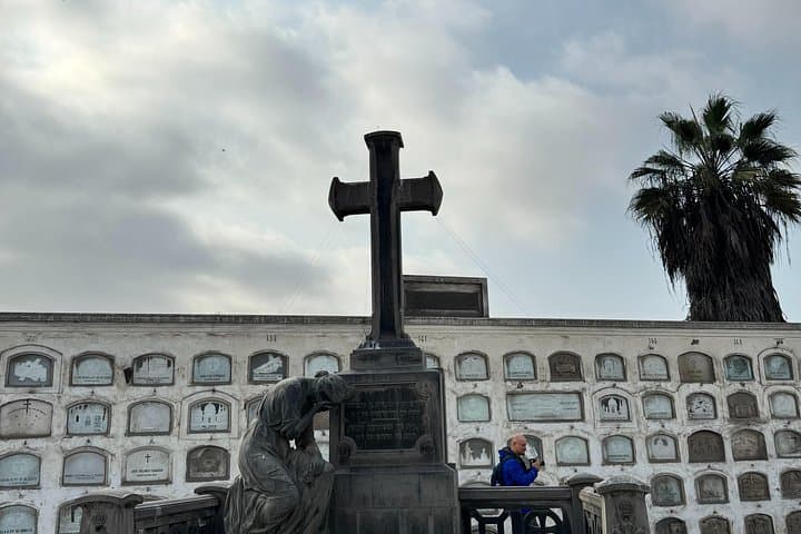 Dark Tourism in Lima: Catacombs & Presbítero Matías Maestro Cemetery Tour photo 4