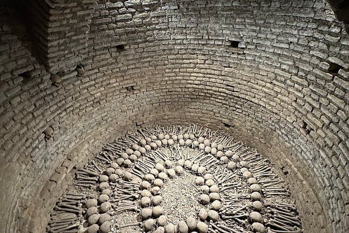 Dark Tourism in Lima: Catacombs & Presbítero Matías Maestro Cemetery Tour photo 2