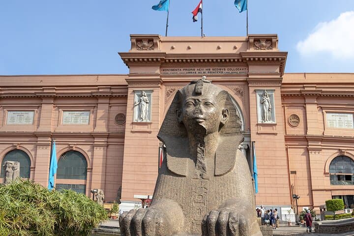 Family-Friendly Egyptian Museum Tour — Kid-Friendly Guided Visit in Cairo