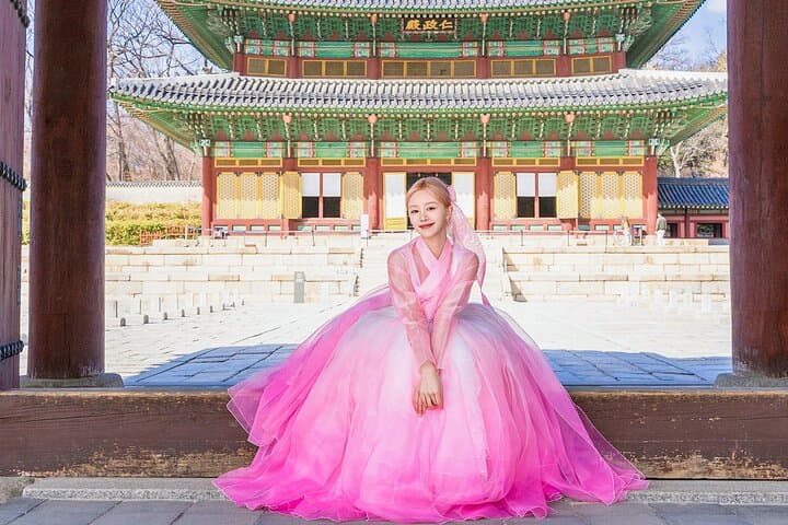 Hanbok Rental at Changdeokgung — Hanboknam Traditional Costume Experience in Seoul photo 6