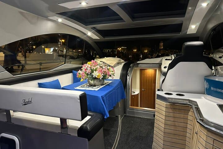 Private Blue Cave and Dalmatian Islands Day Cruise from Split