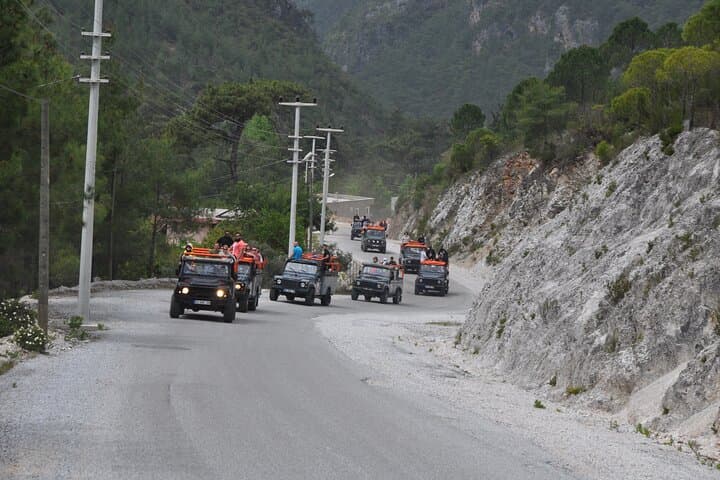 Alanya Jeep Safari: Taurus Mountains Off-Road, Dim River Lunch & Dim Cave photo 2