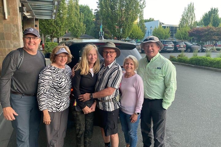 Exclusive Luxury Small Group Tour of Vancouver: Stanley Park, Gastown & Granville Island photo 3