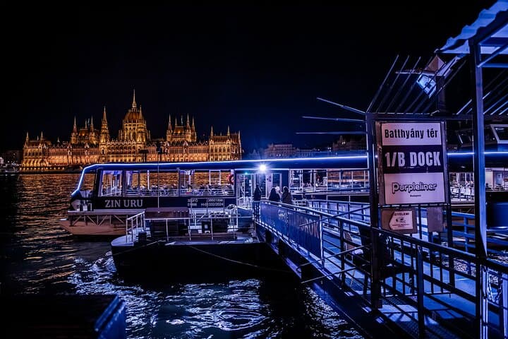 Budapest Danube 1-Hour Sunset & Night Cruise | Parliament, Castle & Chain Bridge Views