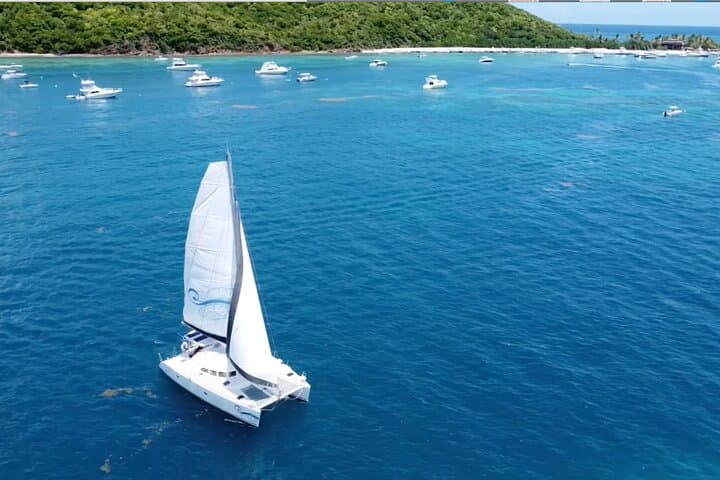 Full-Day Janise Catamaran Charter to Palomino & Piñeros from Fajardo
