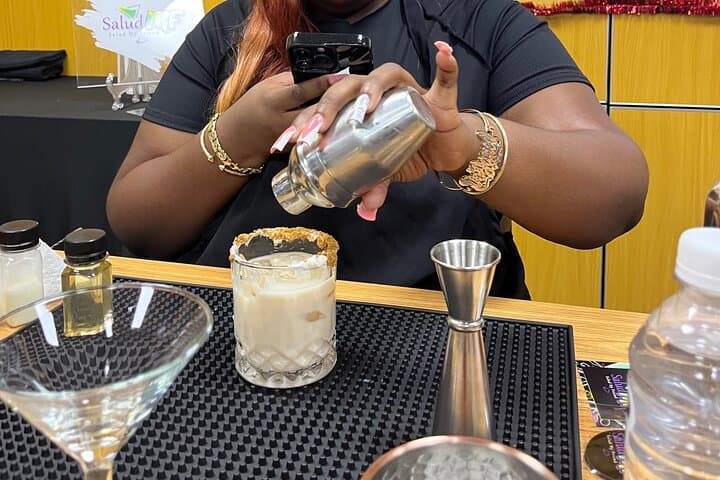 Private Mixology Class in Fish Bay, Tortola - Hands-On Caribbean Cocktail Experience photo 5