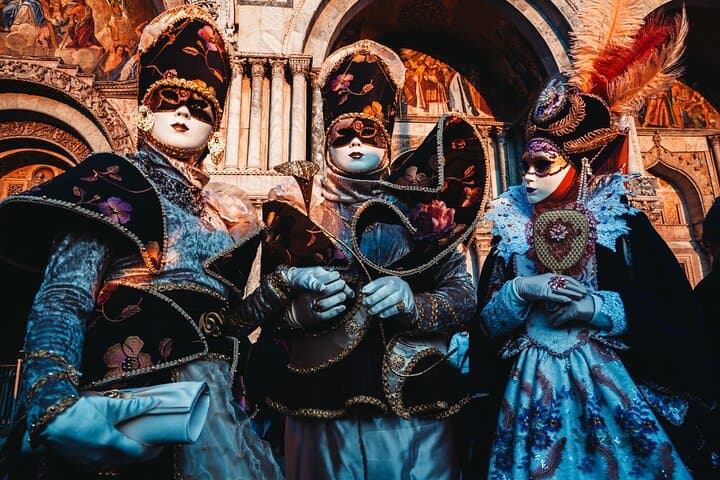 Venice Private Carnival Mask Making Workshop with Local Artisan photo 4