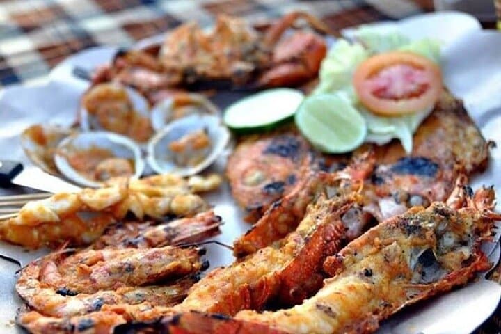 Sunset Seafood Dinner on Jimbaran Beach — Private Romantic Beachfront Feast in Bali photo 4