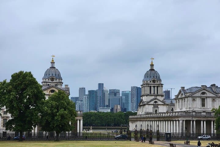 See 30+ Iconic London Sights in a Half-Day Walking Tour photo 5
