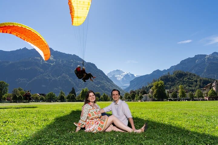 Private Phototour in Interlaken: Lake Brienz & Thun Photoshoot with a Pro photo 5