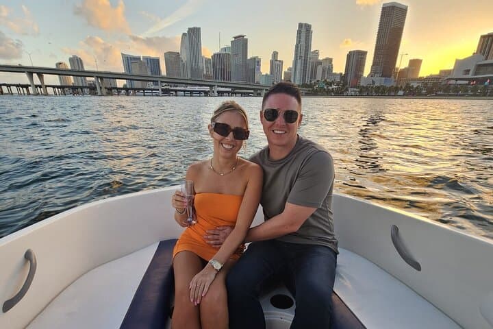 Miami Bay 2-Hour Shared Boat Tour — Biscayne Bay Cruise & Skyline Views photo 4