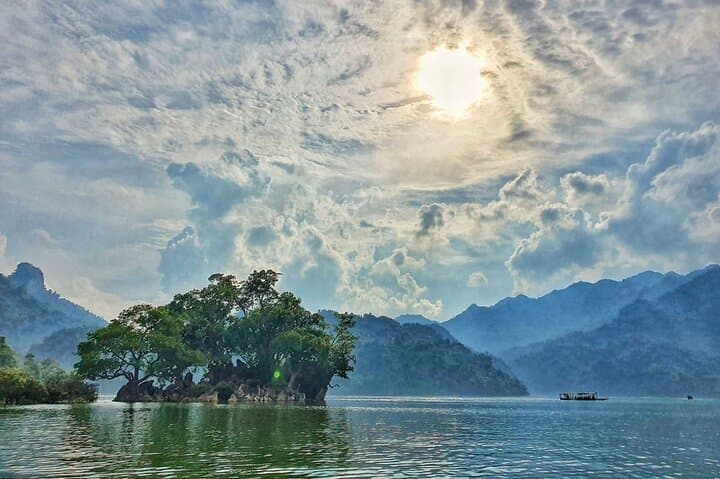 Cao Bang & Ba Be Lake: 3-Day Van Tour to Ban Gioc, Pac Bo & Fairy Pond photo 2