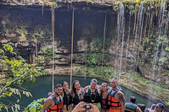 Chichén Itzá, Valladolid and Cenote Day Tour from Cancún photo 3