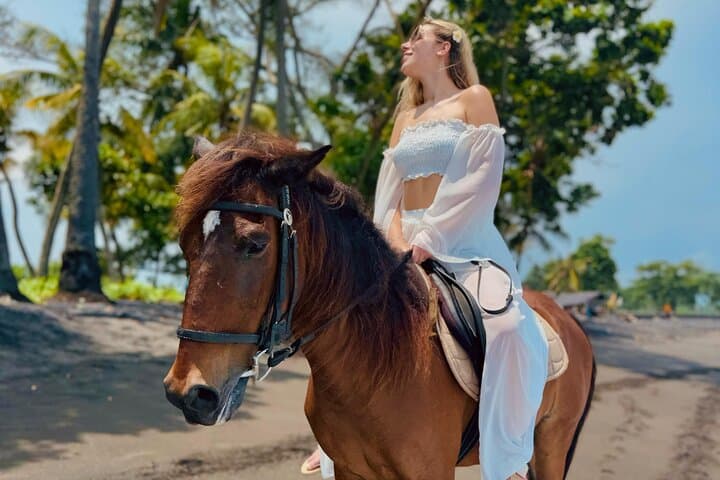 Sunrise Beach Horseback Riding at Saba Beach Bali: A Perfect Morning Adventure photo 2