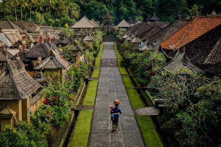 Full-Day Kintamani & Ubud Tour: Mount Batur Views, Tegalalang Rice Terraces & Monkey Forest photo 2