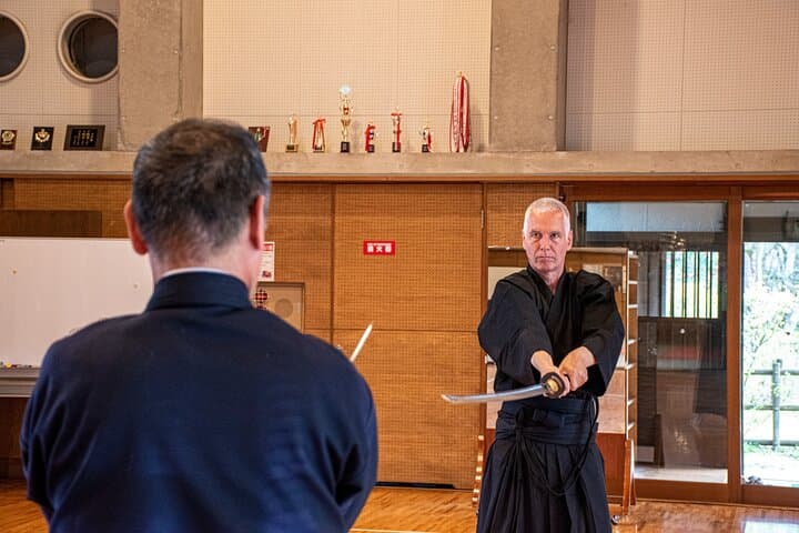 Iaido in Kakunodate: Sword Training and Samurai Etiquette in a Historic Samurai Town photo 6