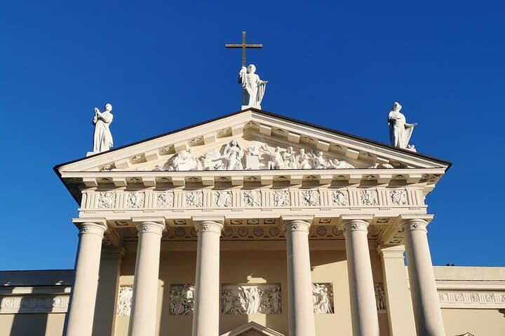 Vilnius Cathedral Crypts & Medieval History Walking Tour photo 5