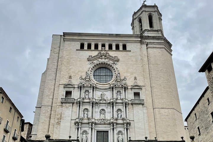 Walk King's Landing: Self-Guided Game of Thrones Audio Tour in Girona photo 4