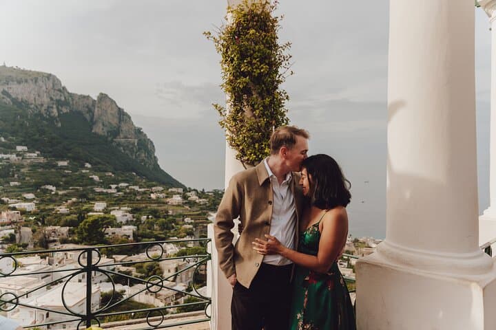 Private Photo Experience on Capri — Piazzetta to the Faraglioni photo 3