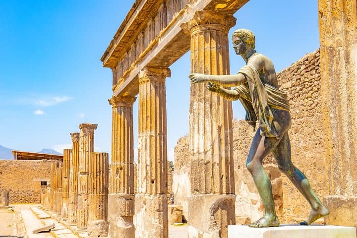 Naples to Pompeii and Sorrento: Private Day Trip with Local Driver photo 4
