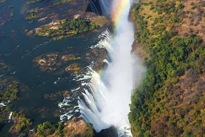 Victoria Falls Guided Tour from the Zambian Side — 3-Hour Walk with Local Guide photo 2