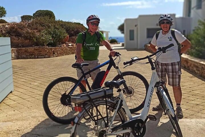 E-Bike Tour in Paros: Mycenaean Acropolis & Kolimbithres Beach photo 5