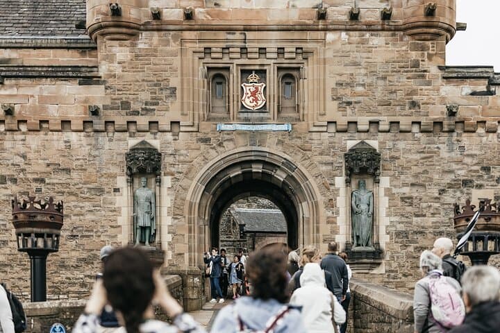 Edinburgh Castle Guided Highlights Tour — Tickets, Map & Expert Local Guide photo 2