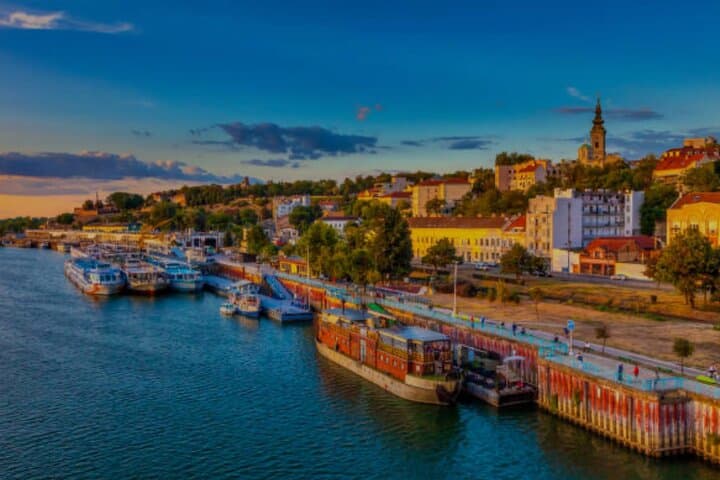 Belgrade Heritage Walking Tour: Kalemegdan, Republic Square & Old Town Highlights photo 2