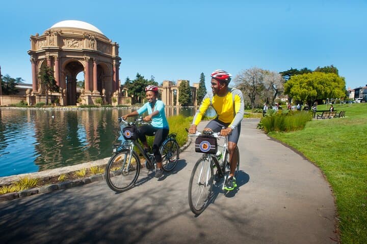 San Francisco Marina to Sausalito: Scenic Waterfront Bike Rental photo 4