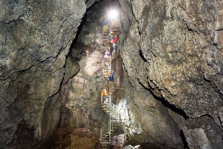 Exploring Vatnshellir Lava Cave: Guided Tour on Snæfellsnes Peninsula photo 2