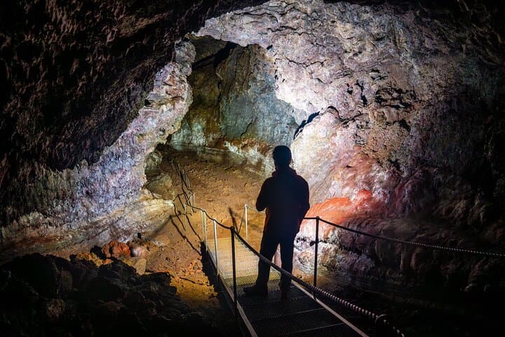 Exploring Vatnshellir Lava Cave: Guided Tour on Snæfellsnes Peninsula photo 3