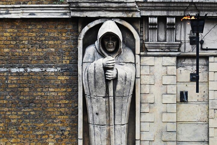 Family Harry Potter Walking Tour in London — Leadenhall to King’s Cross photo 4