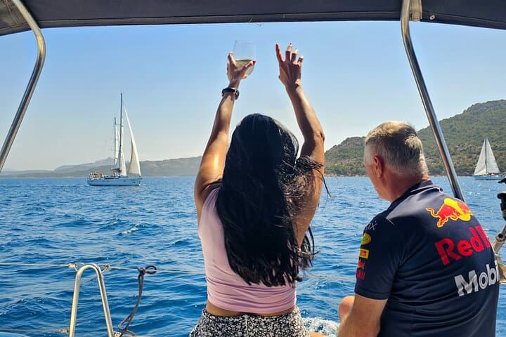 Day Sailing Trip from Golfo Aranci: Tavolara, Molara & Dolphin Watching photo 3