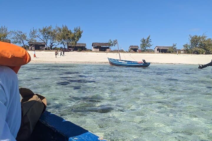 Diego Suarez (Antsiranana) Excursions: Amber Mountain, Red Tsingy & Three Bays Day Tours