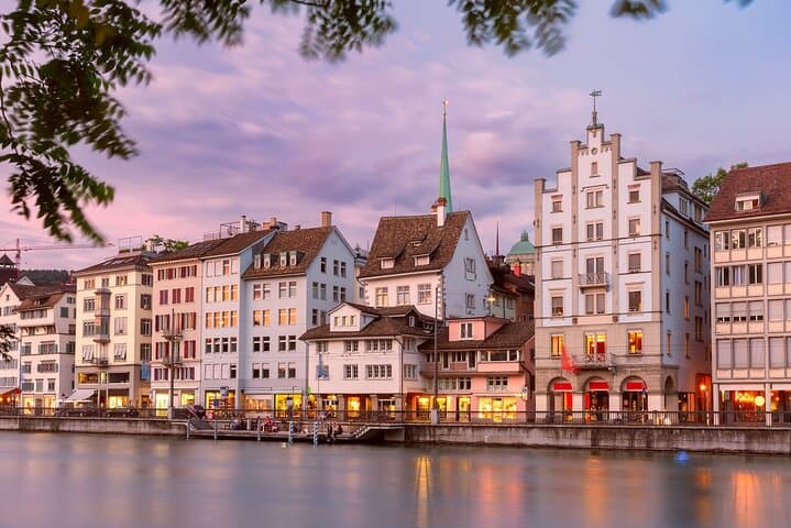 Ultimate Zurich Adventure: Walking Tour, Lake Cruise & Cable Car photo 3