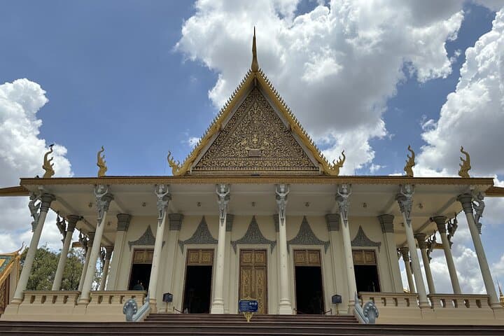 10-Day Cambodian Panoramic Overland Tour: Angkor, Battambang & Koh Rong photo 4